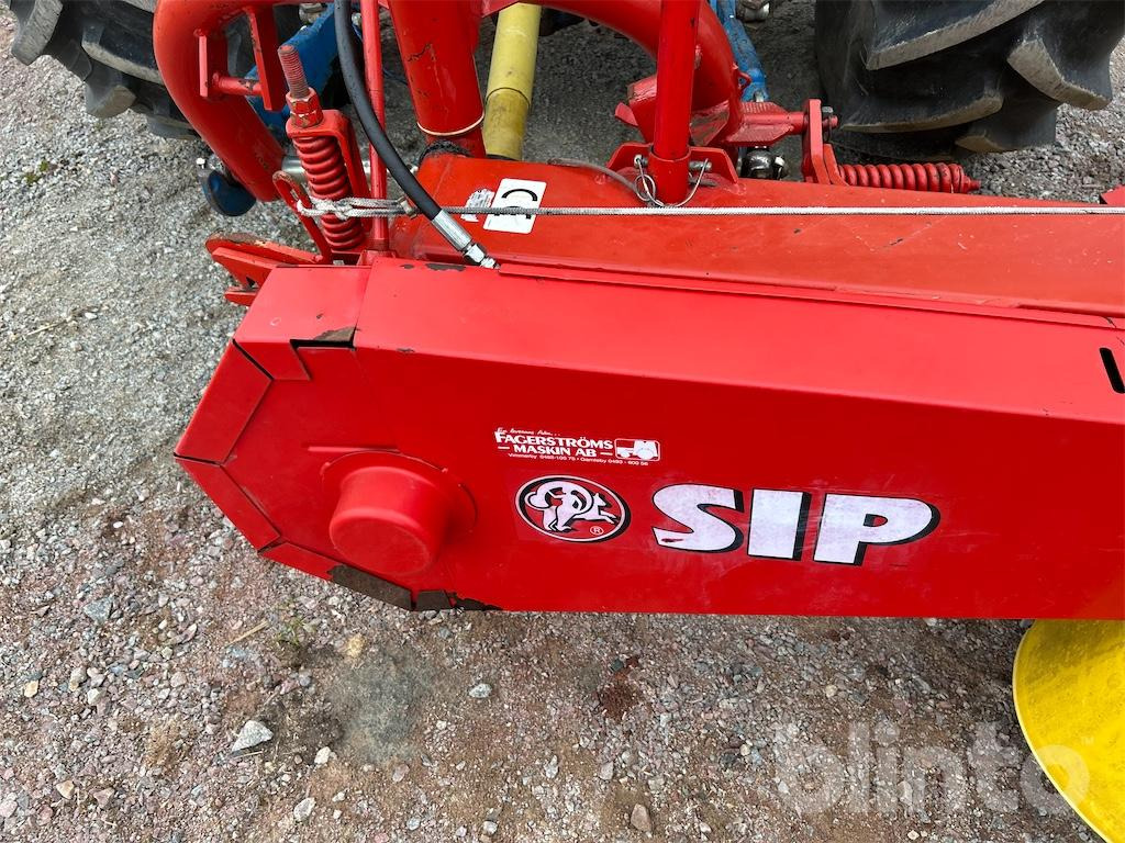 SIP Roto 215 F - Niittokone: kuva SIP Roto 215 F - Niittokone SIP Roto 215 F - Niittokone: kuva SIP Roto 215 F - Niittokone