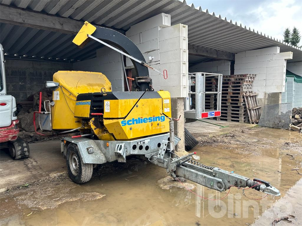 Schliesing Häckseln 350EXF (2007) - Hakkuri: kuva Schliesing Häckseln 350EXF (2007) - Hakkuri Schliesing Häckseln 350EXF (2007) - Hakkuri: kuva Schliesing Häckseln 350EXF (2007) - Hakkuri