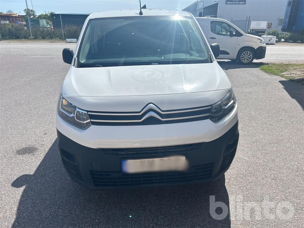 CITROEN Berlingo - Tavara-auto: kuva CITROEN Berlingo - Tavara-auto CITROEN Berlingo - Tavara-auto: kuva CITROEN Berlingo - Tavara-auto