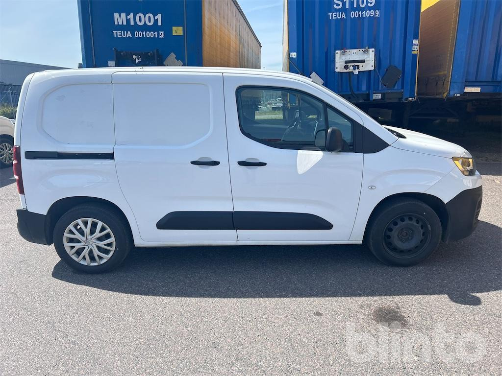 CITROEN Berlingo - Tavara-auto: kuva CITROEN Berlingo - Tavara-auto CITROEN Berlingo - Tavara-auto: kuva CITROEN Berlingo - Tavara-auto