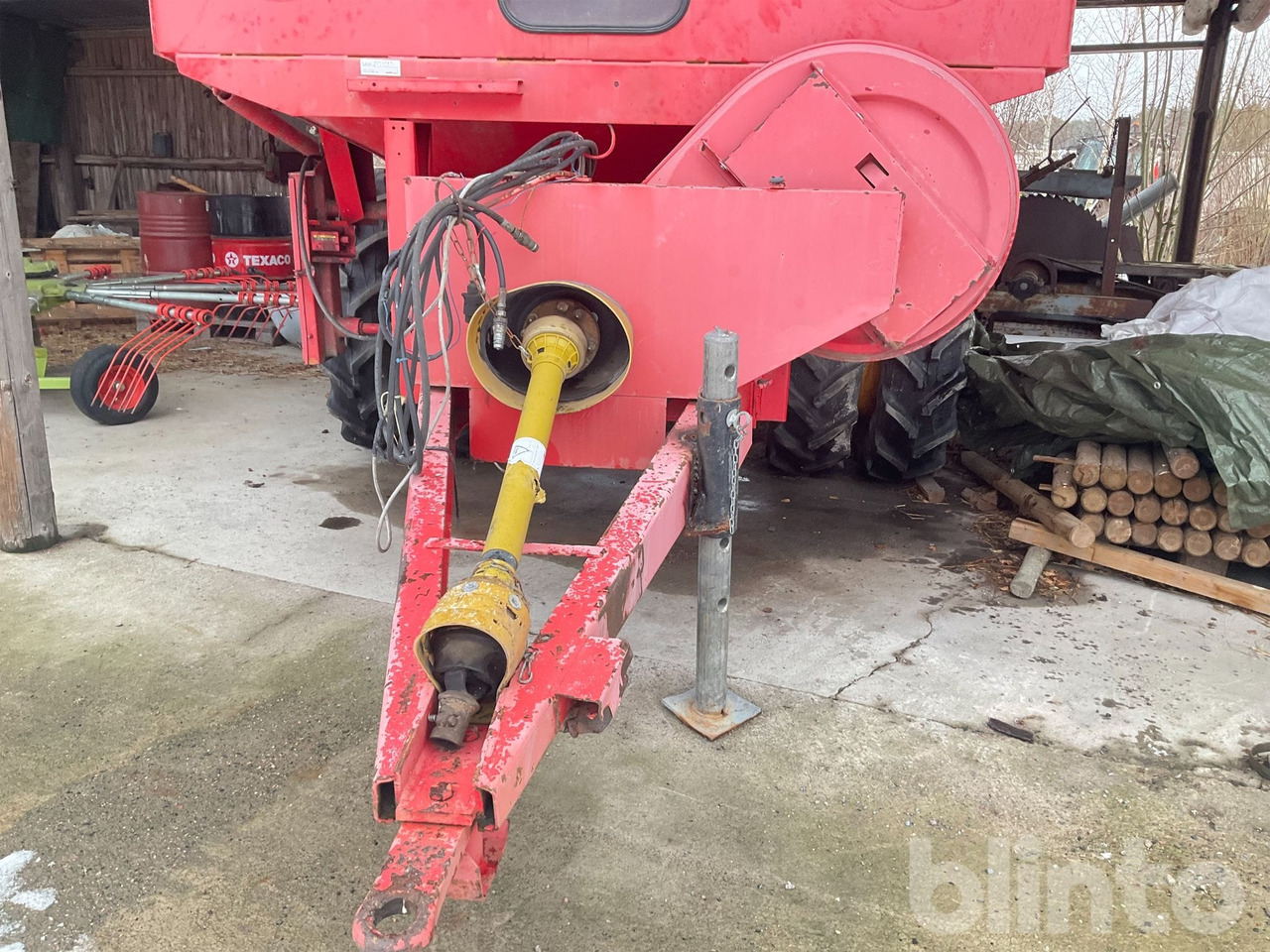 Tive 4012 - Lannoitteenlevitin: kuva Tive 4012 - Lannoitteenlevitin Tive 4012 - Lannoitteenlevitin: kuva Tive 4012 - Lannoitteenlevitin