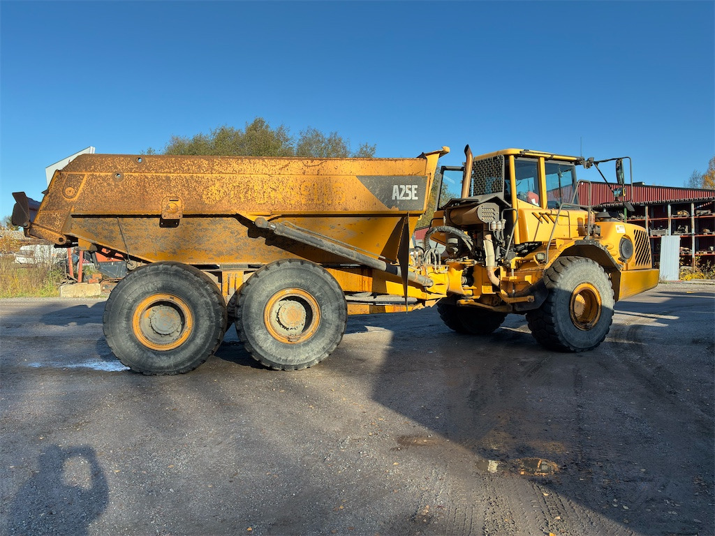 VOLVO A25E 6X6 - Nivelkippiauto: kuva VOLVO A25E 6X6 - Nivelkippiauto VOLVO A25E 6X6 - Nivelkippiauto: kuva VOLVO A25E 6X6 - Nivelkippiauto
