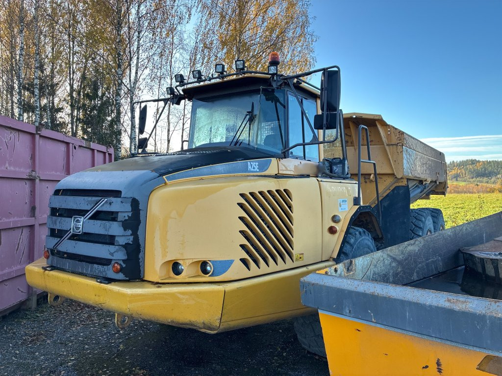 VOLVO A25E 6X6 - Nivelkippiauto: kuva VOLVO A25E 6X6 - Nivelkippiauto VOLVO A25E 6X6 - Nivelkippiauto: kuva VOLVO A25E 6X6 - Nivelkippiauto