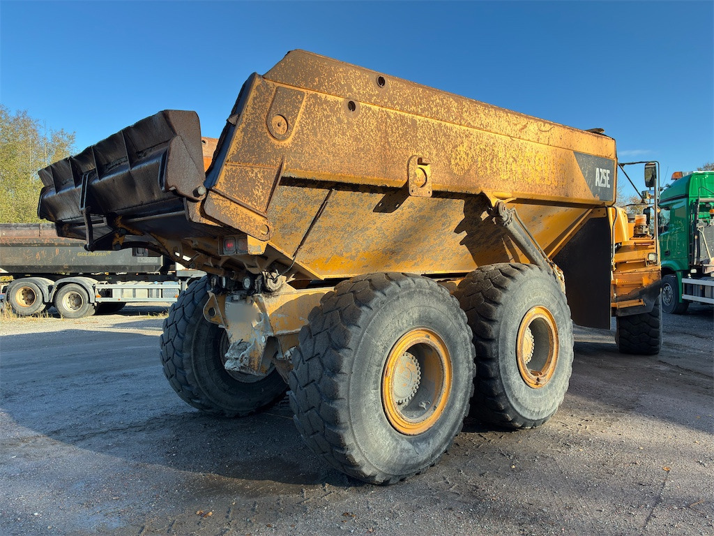 VOLVO A25E 6X6 - Nivelkippiauto: kuva VOLVO A25E 6X6 - Nivelkippiauto VOLVO A25E 6X6 - Nivelkippiauto: kuva VOLVO A25E 6X6 - Nivelkippiauto