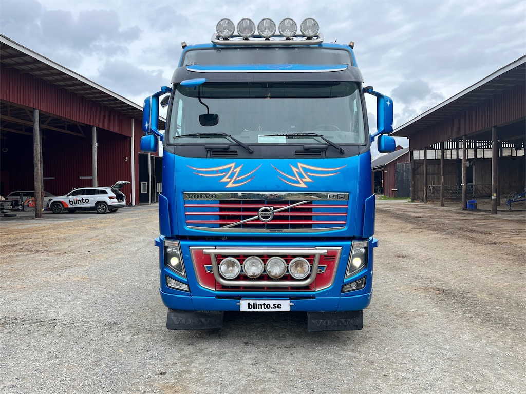 VOLVO FH16 8*4 - Koukkulava kuorma-auto: kuva VOLVO FH16 8*4 - Koukkulava kuorma-auto VOLVO FH16 8*4 - Koukkulava kuorma-auto: kuva VOLVO FH16 8*4 - Koukkulava kuorma-auto