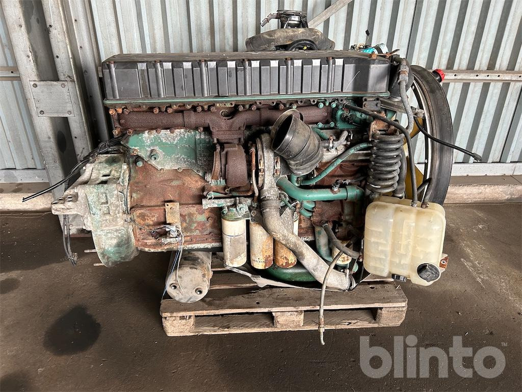 Volvo 420 FH12 D12 Motor - Moottori - Kuorma-auto: kuva Volvo 420 FH12 D12 Motor - Moottori - Kuorma-auto Volvo 420 FH12 D12 Motor - Moottori - Kuorma-auto: kuva Volvo 420 FH12 D12 Motor - Moottori - Kuorma-auto