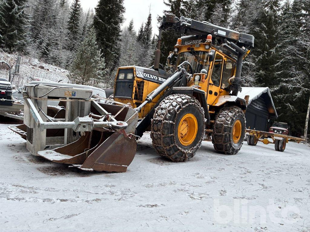 Volvo 6300 - Kaivuri-trukki: kuva Volvo 6300 - Kaivuri-trukki Volvo 6300 - Kaivuri-trukki: kuva Volvo 6300 - Kaivuri-trukki