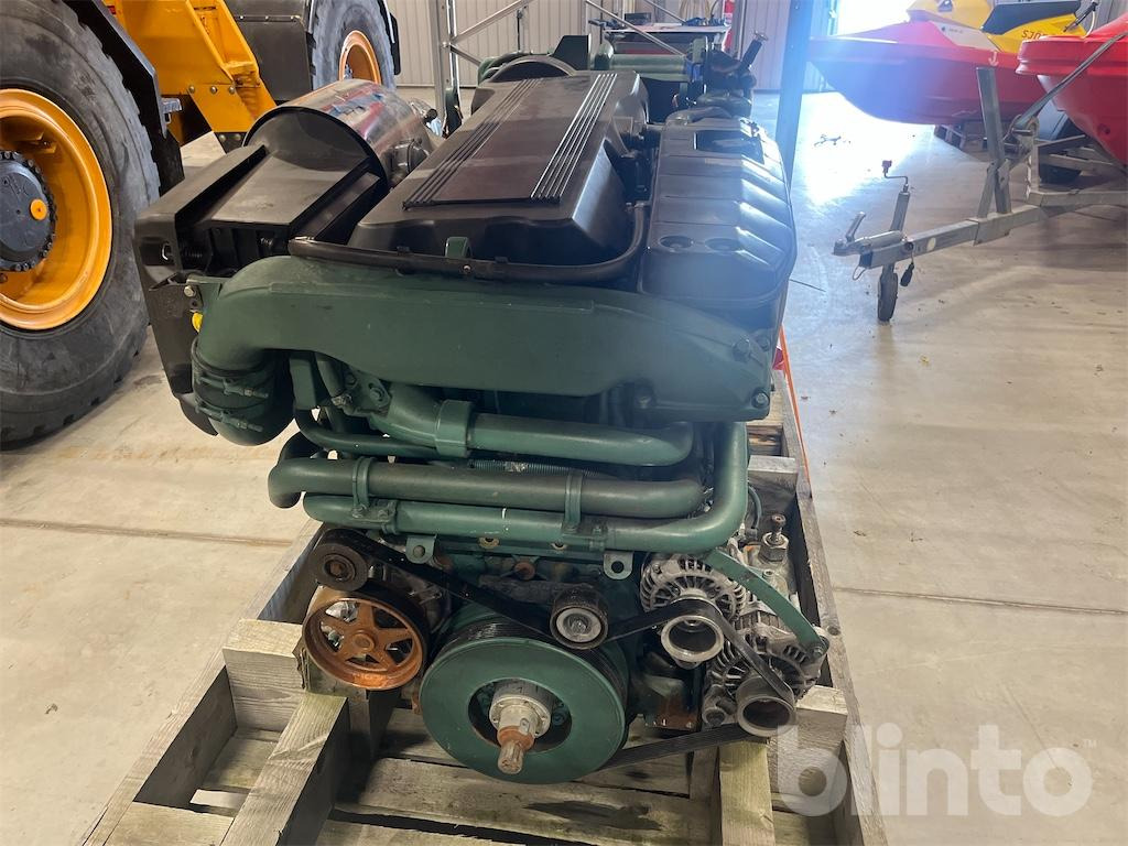 Volvo D9A 500 - Moottori - Kuorma-auto: kuva Volvo D9A 500 - Moottori - Kuorma-auto Volvo D9A 500 - Moottori - Kuorma-auto: kuva Volvo D9A 500 - Moottori - Kuorma-auto