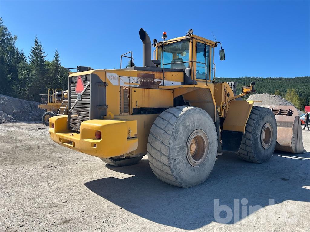 Volvo L220D - Pyöräkuormaaja: kuva  Volvo L220D - Pyöräkuormaaja Volvo L220D - Pyöräkuormaaja: kuva  Volvo L220D - Pyöräkuormaaja