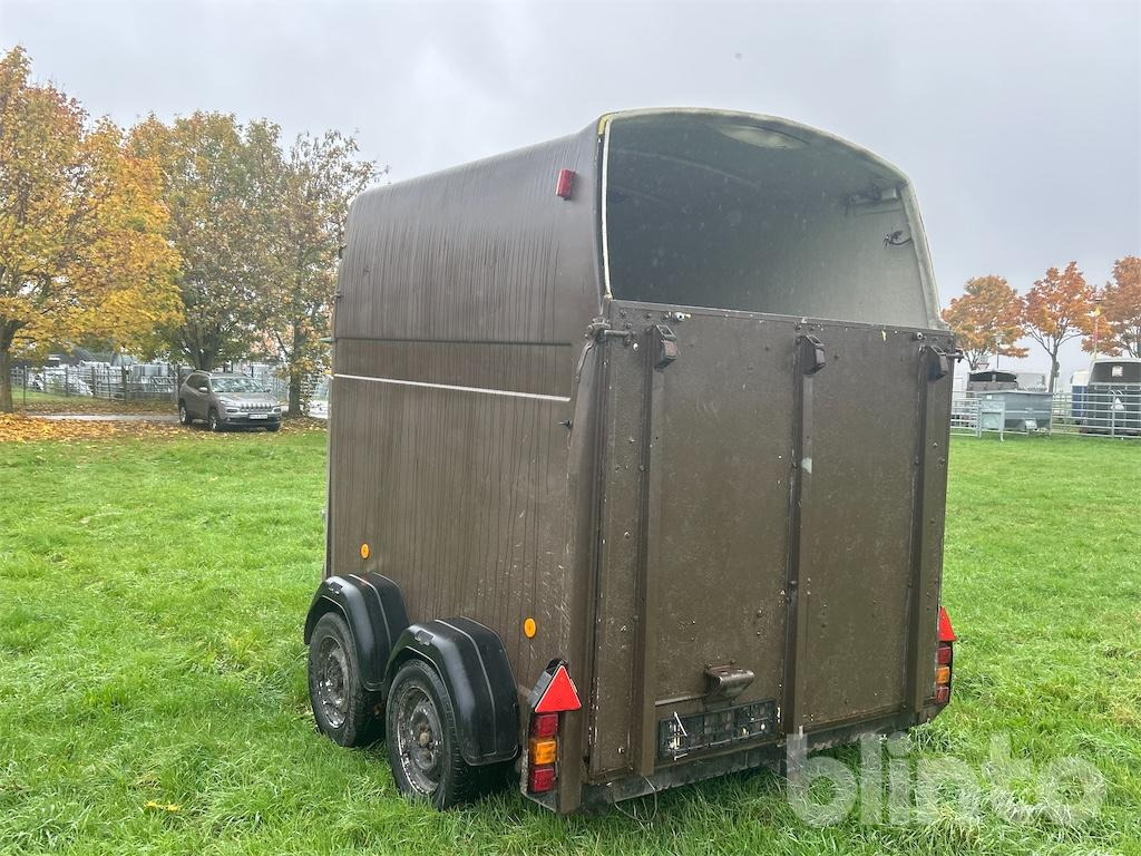 Westfalia 120 882 (1989) - Hevostraileri: kuva Westfalia 120 882 (1989) - Hevostraileri Westfalia 120 882 (1989) - Hevostraileri: kuva Westfalia 120 882 (1989) - Hevostraileri