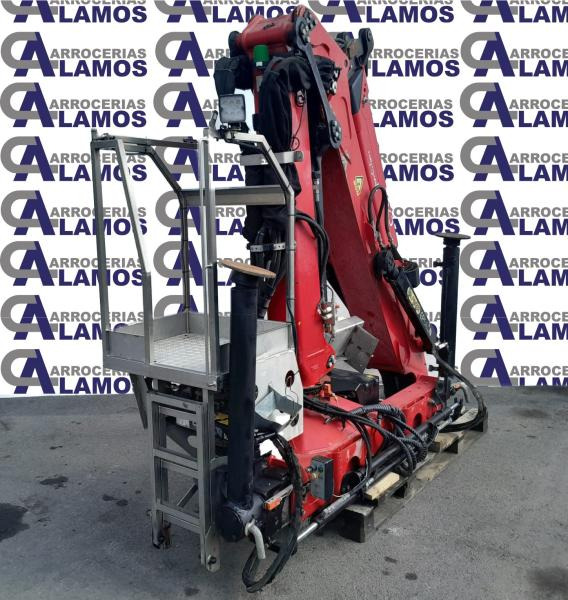 PALFINGER EPSILON PALFINGER C70Z73 - Kappaletavaranosturi: kuva PALFINGER EPSILON PALFINGER C70Z73 - Kappaletavaranosturi PALFINGER EPSILON PALFINGER C70Z73 - Kappaletavaranosturi: kuva PALFINGER EPSILON PALFINGER C70Z73 - Kappaletavaranosturi