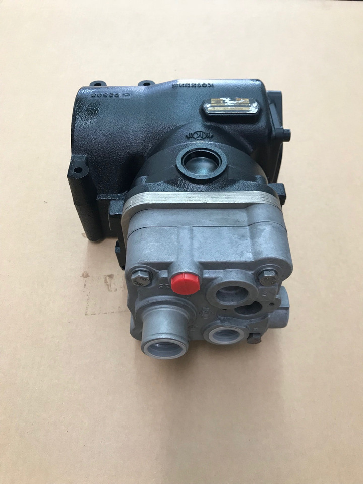 COMPRESSORE ARIA MONOCILINDRICO MAN 51541007121 - Ilmakompressori: kuva COMPRESSORE ARIA MONOCILINDRICO MAN 51541007121 - Ilmakompressori COMPRESSORE ARIA MONOCILINDRICO MAN 51541007121 - Ilmakompressori: kuva COMPRESSORE ARIA MONOCILINDRICO MAN 51541007121 - Ilmakompressori
