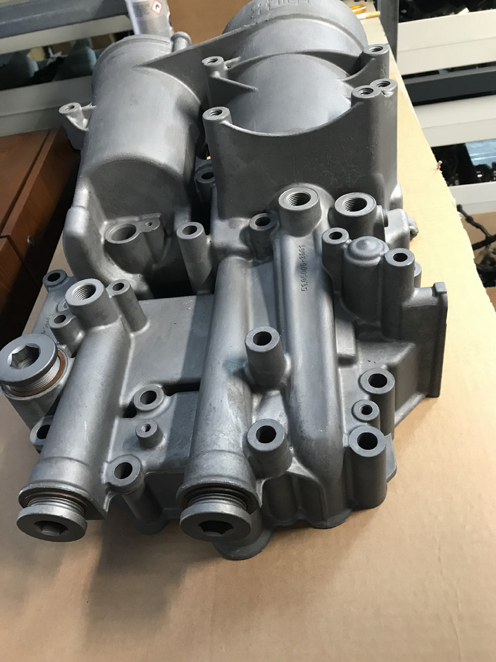 MODULO RAFFREDDAMENTO OLIO MOTORI MAN D2066 / D2676 - Moottori ja osat - Kuorma-auto: kuva MODULO RAFFREDDAMENTO OLIO MOTORI MAN D2066 / D2676 - Moottori ja osat - Kuorma-auto MODULO RAFFREDDAMENTO OLIO MOTORI MAN D2066 / D2676 - Moottori ja osat - Kuorma-auto: kuva MODULO RAFFREDDAMENTO OLIO MOTORI MAN D2066 / D2676 - Moottori ja osat - Kuorma-auto