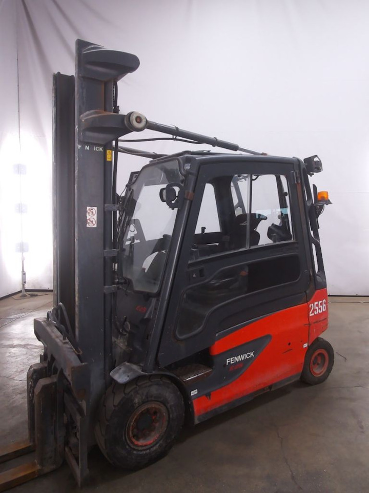 Linde E25L-01 - Sähkötrukki: kuva Linde E25L-01 - Sähkötrukki Linde E25L-01 - Sähkötrukki: kuva Linde E25L-01 - Sähkötrukki