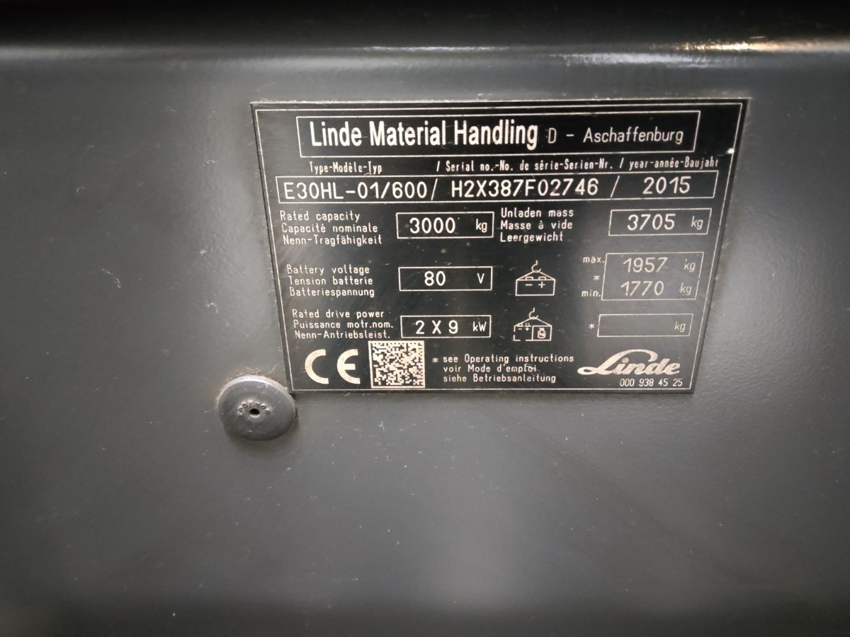 Linde E30HL-01/600 - Sähkötrukki: kuva Linde E30HL-01/600 - Sähkötrukki Linde E30HL-01/600 - Sähkötrukki: kuva Linde E30HL-01/600 - Sähkötrukki