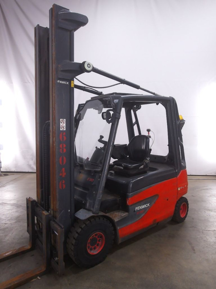 Linde E30L-01 - Sähkötrukki: kuva Linde E30L-01 - Sähkötrukki Linde E30L-01 - Sähkötrukki: kuva Linde E30L-01 - Sähkötrukki