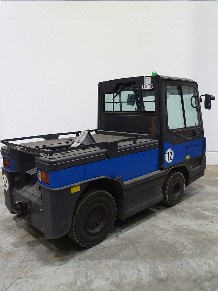 Linde P250 - Vetotrukki: kuva Linde P250 - Vetotrukki Linde P250 - Vetotrukki: kuva Linde P250 - Vetotrukki