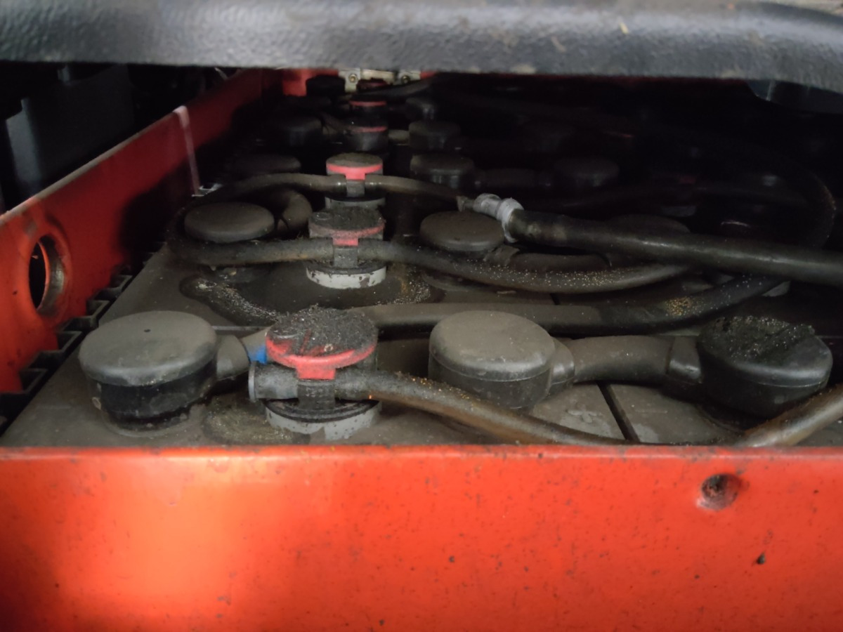 Linde R14X-03 - Työntömastotrukki: kuva Linde R14X-03 - Työntömastotrukki Linde R14X-03 - Työntömastotrukki: kuva Linde R14X-03 - Työntömastotrukki