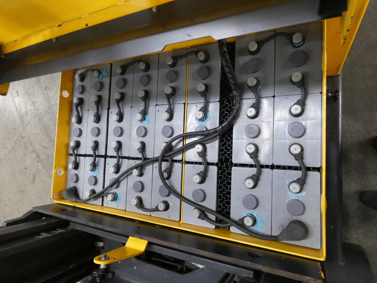 Om ETL10 - Kerailytrukki: kuva Om ETL10 - Kerailytrukki Om ETL10 - Kerailytrukki: kuva Om ETL10 - Kerailytrukki