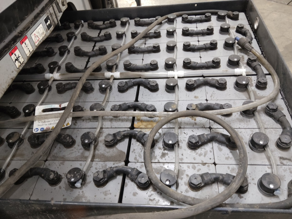 STILL RX60-35 - Sähkötrukki: kuva STILL RX60-35 - Sähkötrukki STILL RX60-35 - Sähkötrukki: kuva STILL RX60-35 - Sähkötrukki