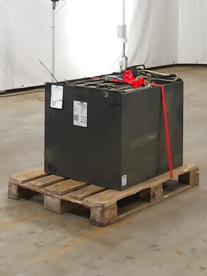 Sbs 48V625AH - Akku - Materiaalinkäsittely: kuva Sbs 48V625AH - Akku - Materiaalinkäsittely Sbs 48V625AH - Akku - Materiaalinkäsittely: kuva Sbs 48V625AH - Akku - Materiaalinkäsittely