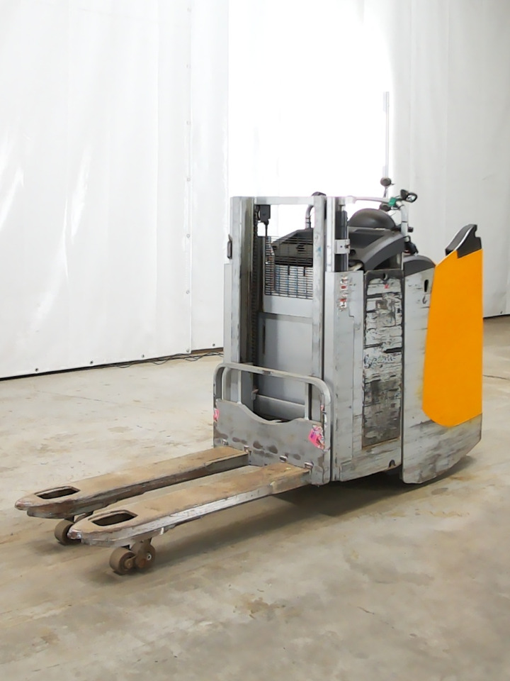 Still EXD-S20 - Pinoamistrukki: kuva Still EXD-S20 - Pinoamistrukki Still EXD-S20 - Pinoamistrukki: kuva Still EXD-S20 - Pinoamistrukki