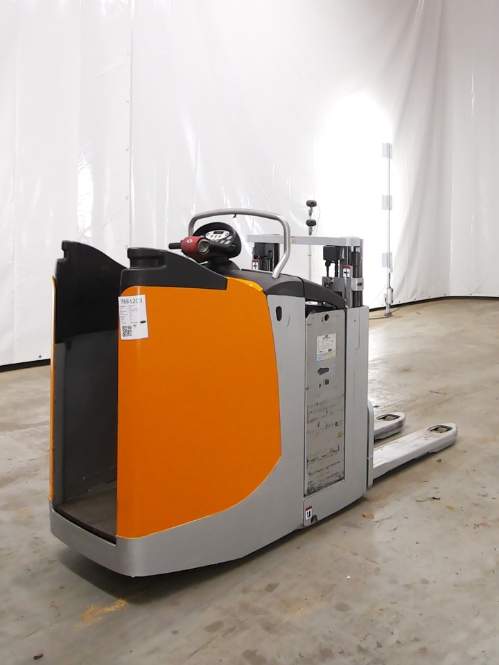 Still EXD-S20 - Pinoamistrukki: kuva Still EXD-S20 - Pinoamistrukki Still EXD-S20 - Pinoamistrukki: kuva Still EXD-S20 - Pinoamistrukki