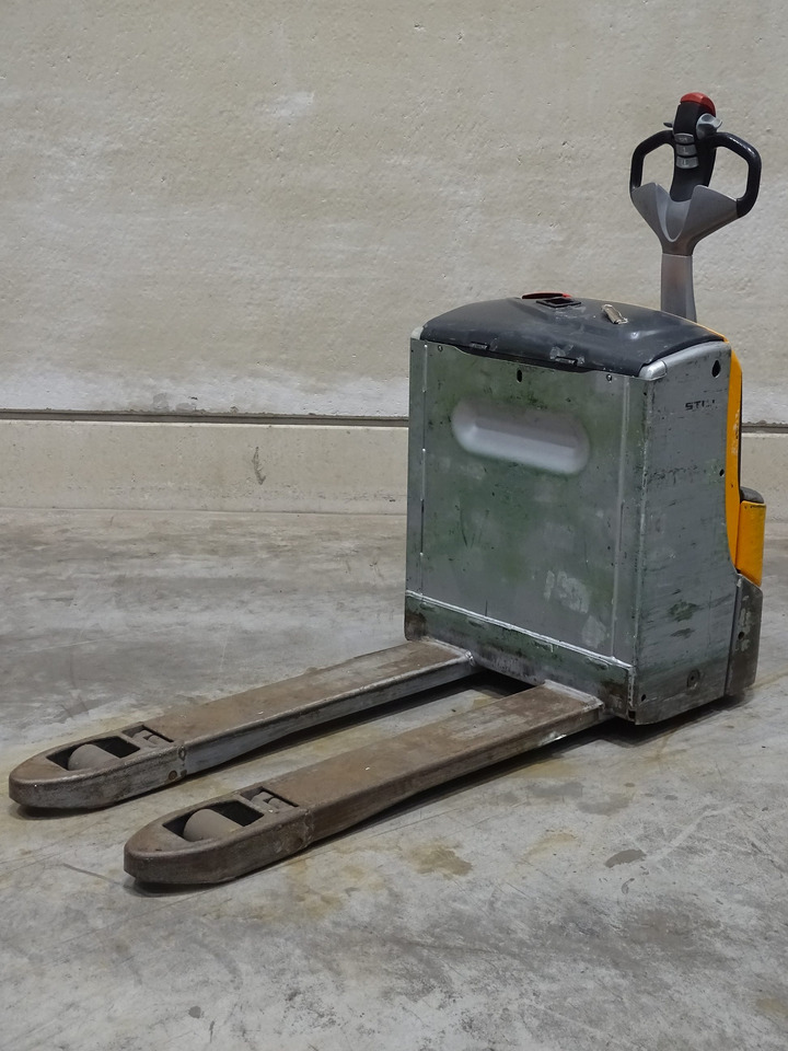 Still EXU16 - Haarukkavaunu: kuva Still EXU16 - Haarukkavaunu Still EXU16 - Haarukkavaunu: kuva Still EXU16 - Haarukkavaunu