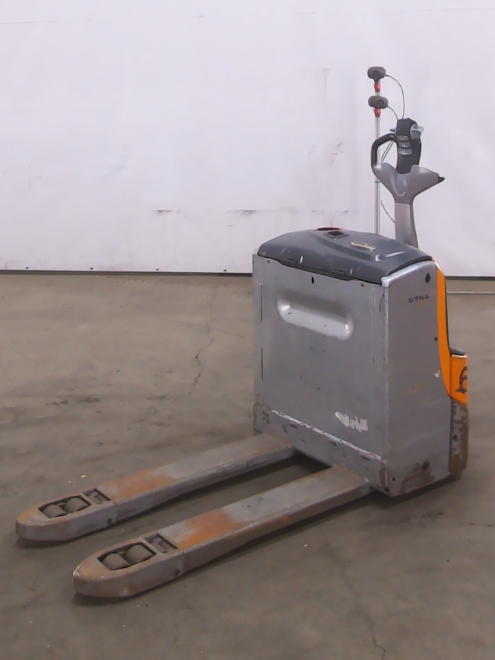 Still EXU18 - Haarukkavaunu: kuva Still EXU18 - Haarukkavaunu Still EXU18 - Haarukkavaunu: kuva Still EXU18 - Haarukkavaunu