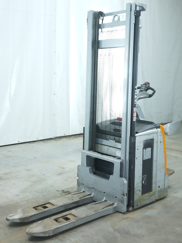 Still EXV-SF20/580MM - Pinoamistrukki: kuva Still EXV-SF20/580MM - Pinoamistrukki Still EXV-SF20/580MM - Pinoamistrukki: kuva Still EXV-SF20/580MM - Pinoamistrukki