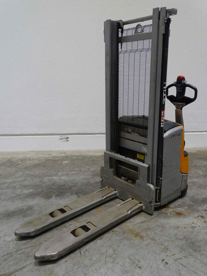 Still EXV14C - Pinoamistrukki: kuva Still EXV14C - Pinoamistrukki Still EXV14C - Pinoamistrukki: kuva Still EXV14C - Pinoamistrukki