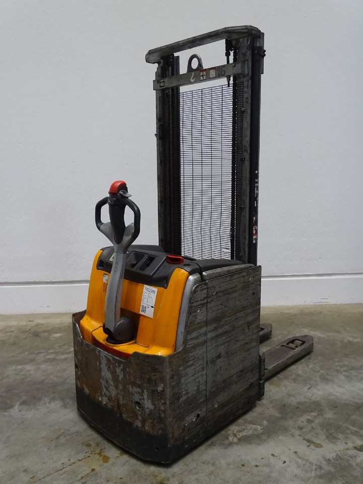 Still EXV16/950MM - Pinoamistrukki: kuva Still EXV16/950MM - Pinoamistrukki Still EXV16/950MM - Pinoamistrukki: kuva Still EXV16/950MM - Pinoamistrukki