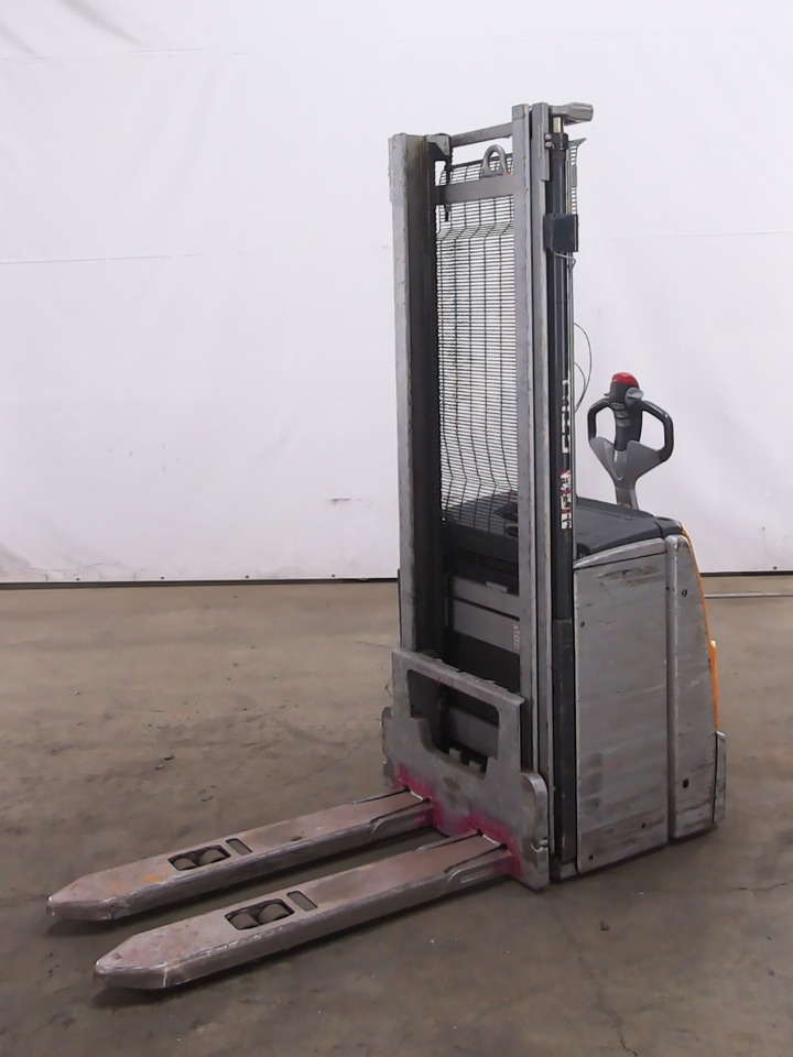 Still EXV16 - Pinoamistrukki: kuva Still EXV16 - Pinoamistrukki Still EXV16 - Pinoamistrukki: kuva Still EXV16 - Pinoamistrukki