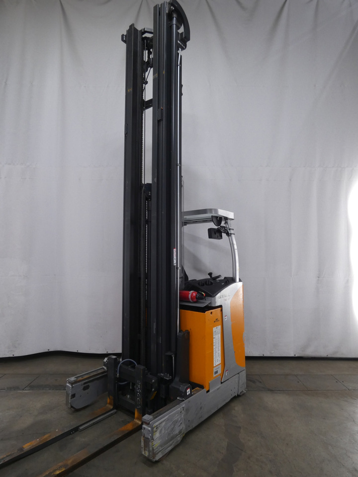 Still FM-X17 - Työntömastotrukki: kuva Still FM-X17 - Työntömastotrukki Still FM-X17 - Työntömastotrukki: kuva Still FM-X17 - Työntömastotrukki