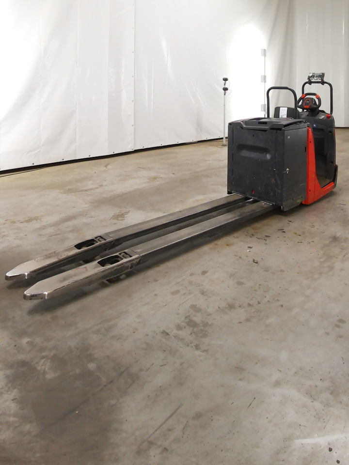 Still N20/2400MM - Kerailytrukki: kuva Still N20/2400MM - Kerailytrukki Still N20/2400MM - Kerailytrukki: kuva Still N20/2400MM - Kerailytrukki