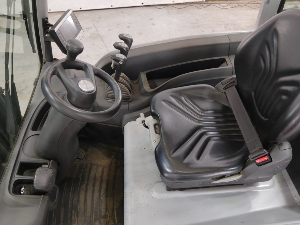 Still RX20-14C - Sähkötrukki: kuva Still RX20-14C - Sähkötrukki Still RX20-14C - Sähkötrukki: kuva Still RX20-14C - Sähkötrukki