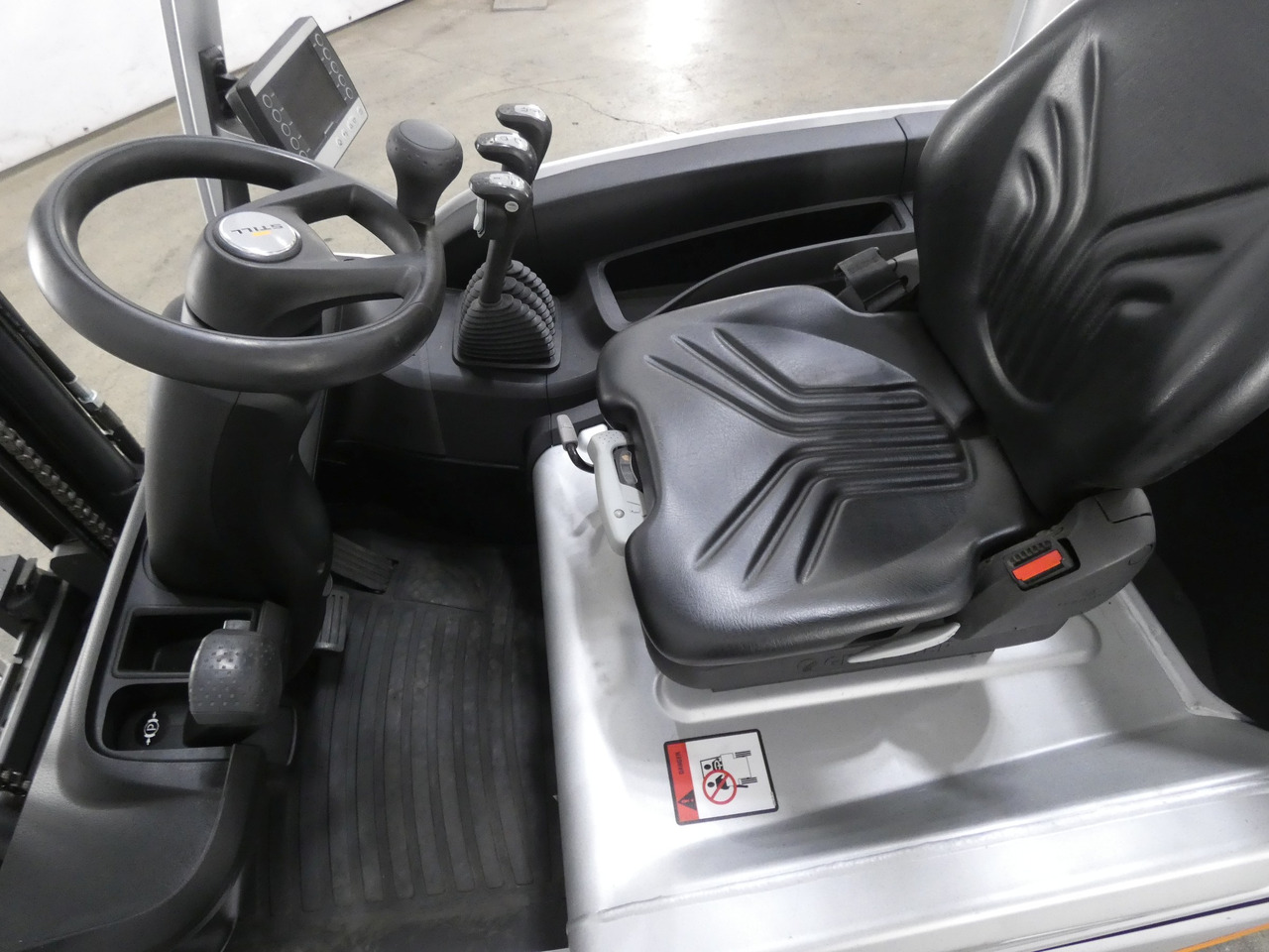 Still RX20-16/BRONZE - Sähkötrukki: kuva Still RX20-16/BRONZE - Sähkötrukki Still RX20-16/BRONZE - Sähkötrukki: kuva Still RX20-16/BRONZE - Sähkötrukki