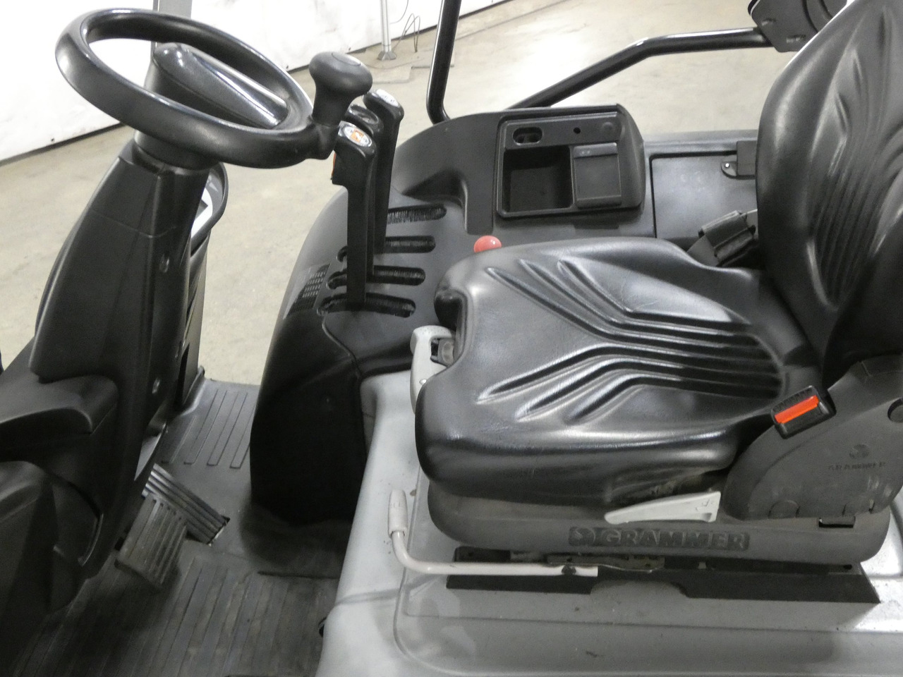 Still RX20-16 - Sähkötrukki: kuva Still RX20-16 - Sähkötrukki Still RX20-16 - Sähkötrukki: kuva Still RX20-16 - Sähkötrukki