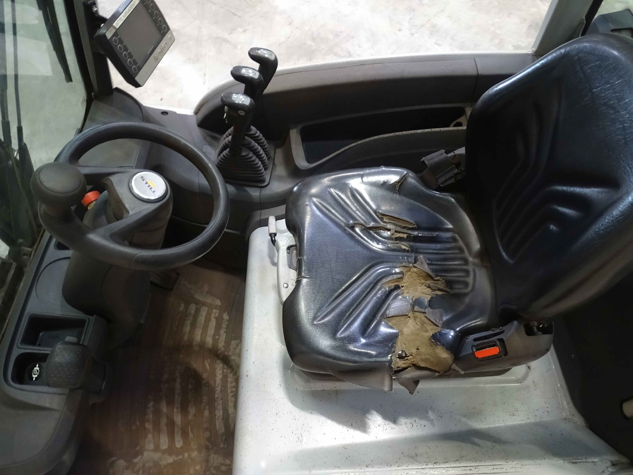 Still RX20-16 - Sähkötrukki: kuva Still RX20-16 - Sähkötrukki Still RX20-16 - Sähkötrukki: kuva Still RX20-16 - Sähkötrukki