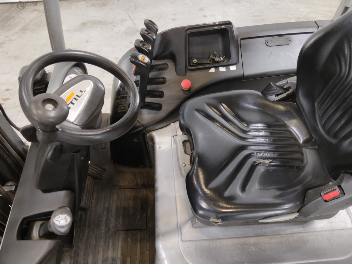 Still RX20-20 - Sähkötrukki: kuva Still RX20-20 - Sähkötrukki Still RX20-20 - Sähkötrukki: kuva Still RX20-20 - Sähkötrukki