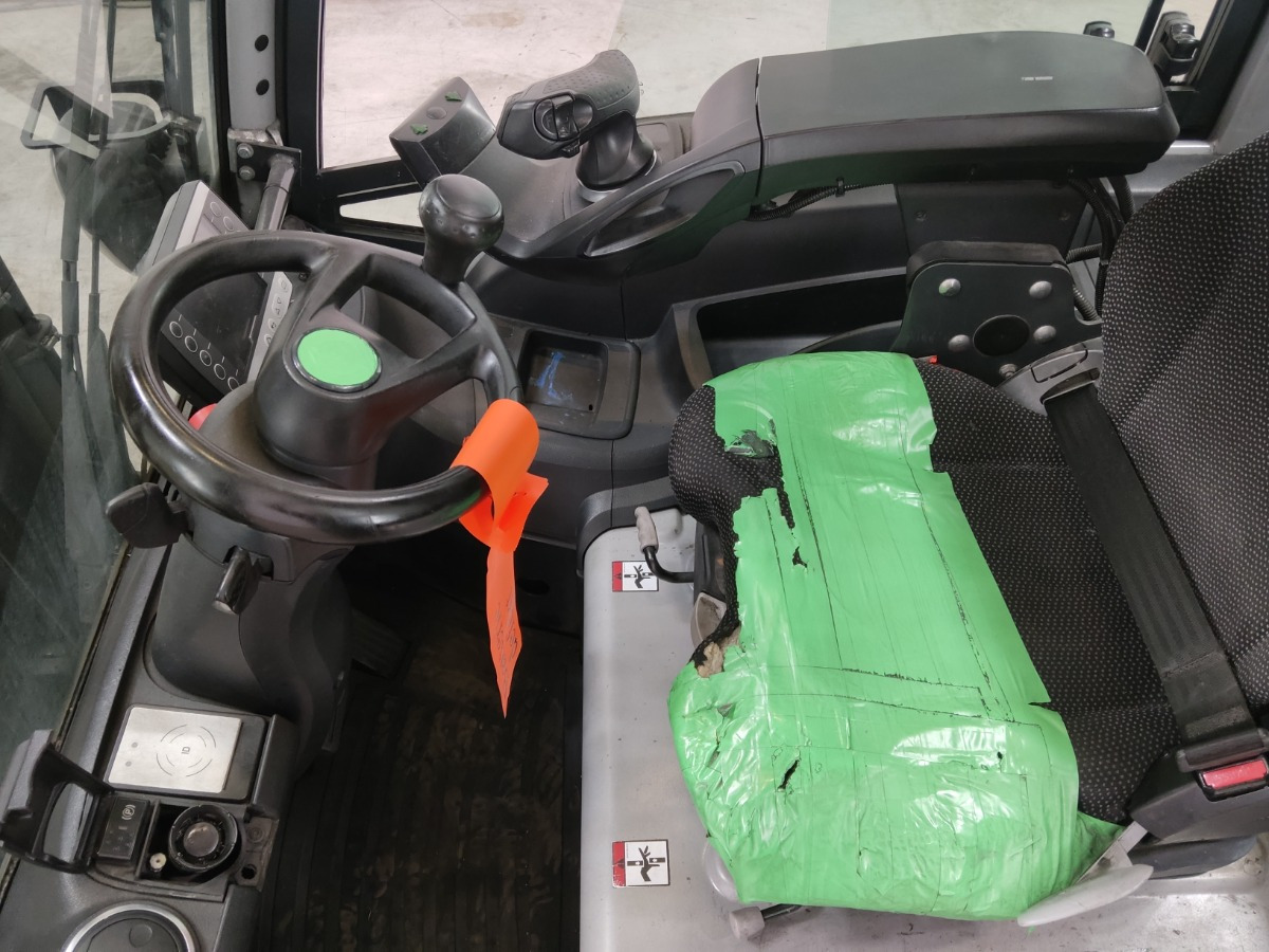 Still RX20-20P - Sähkötrukki: kuva Still RX20-20P - Sähkötrukki Still RX20-20P - Sähkötrukki: kuva Still RX20-20P - Sähkötrukki