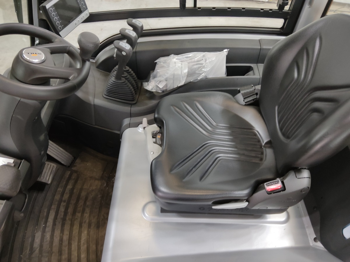 Still RX20-20P - Sähkötrukki: kuva Still RX20-20P - Sähkötrukki Still RX20-20P - Sähkötrukki: kuva Still RX20-20P - Sähkötrukki