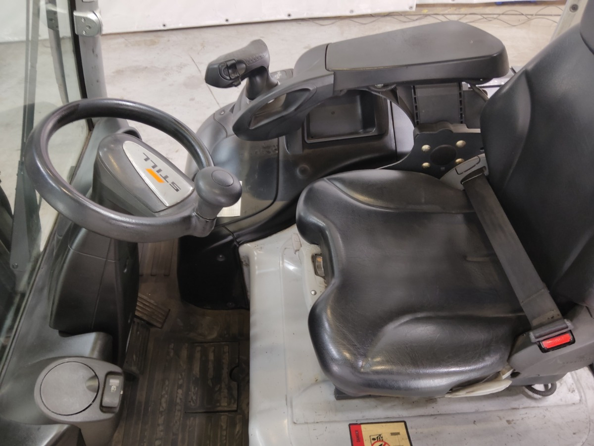 Still RX20-20P - Sähkötrukki: kuva Still RX20-20P - Sähkötrukki Still RX20-20P - Sähkötrukki: kuva Still RX20-20P - Sähkötrukki