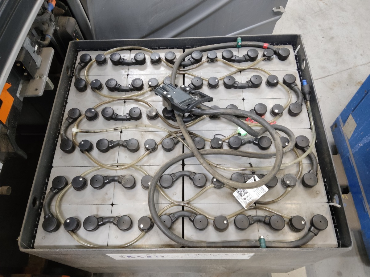 Still RX20-20PL - Sähkötrukki: kuva Still RX20-20PL - Sähkötrukki Still RX20-20PL - Sähkötrukki: kuva Still RX20-20PL - Sähkötrukki