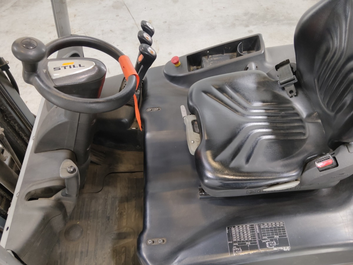 Still RX50-13 - Sähkötrukki: kuva Still RX50-13 - Sähkötrukki Still RX50-13 - Sähkötrukki: kuva Still RX50-13 - Sähkötrukki