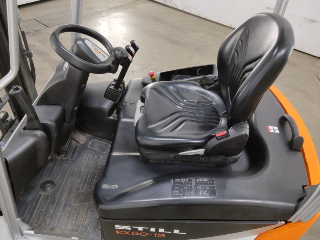 Still RX50-13 - Sähkötrukki: kuva Still RX50-13 - Sähkötrukki Still RX50-13 - Sähkötrukki: kuva Still RX50-13 - Sähkötrukki