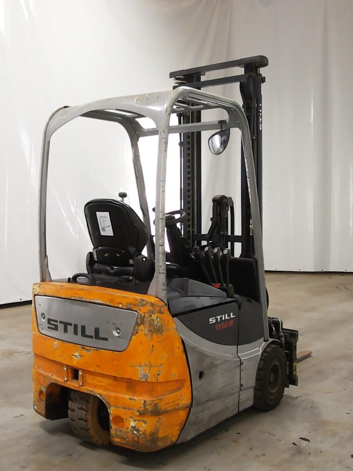 Still RX50-15 - Sähkötrukki: kuva Still RX50-15 - Sähkötrukki Still RX50-15 - Sähkötrukki: kuva Still RX50-15 - Sähkötrukki