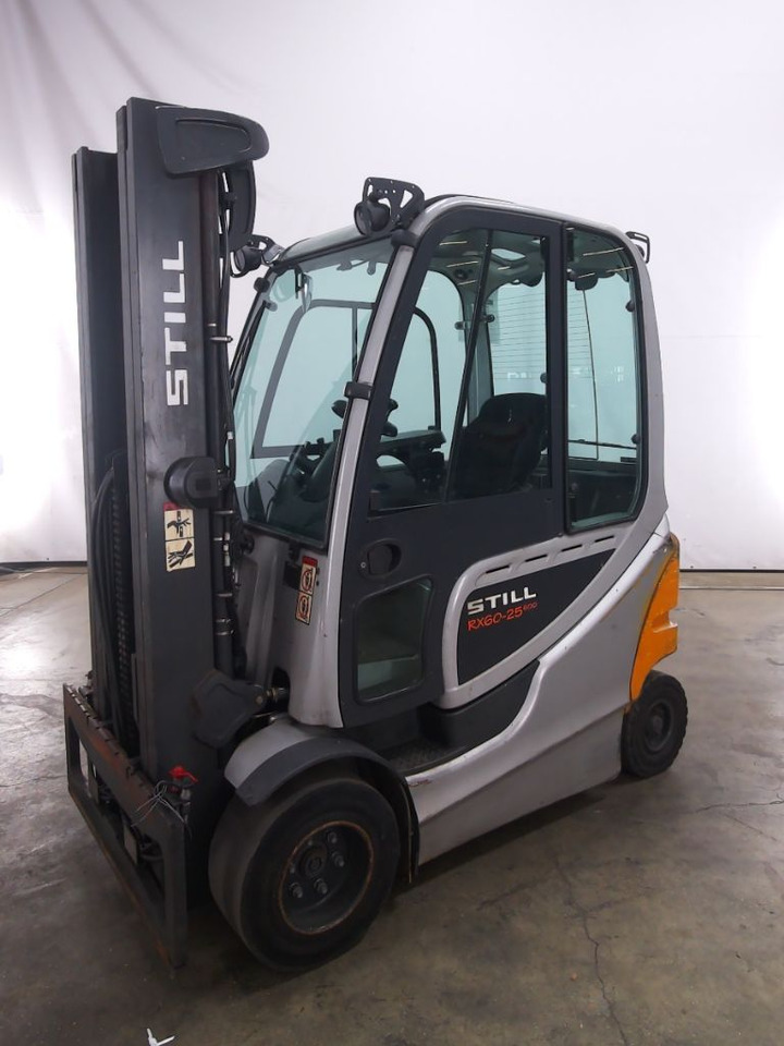 Still RX60-25/600 - Sähkötrukki: kuva Still RX60-25/600 - Sähkötrukki Still RX60-25/600 - Sähkötrukki: kuva Still RX60-25/600 - Sähkötrukki