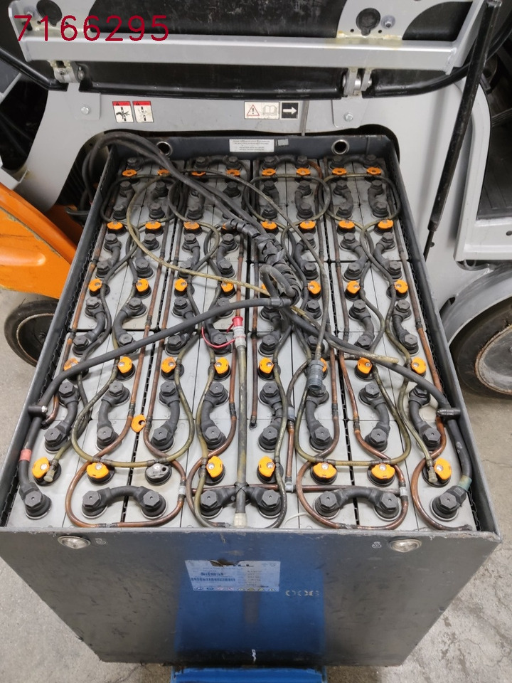 Still RX60-25 - Sähkötrukki: kuva Still RX60-25 - Sähkötrukki Still RX60-25 - Sähkötrukki: kuva Still RX60-25 - Sähkötrukki