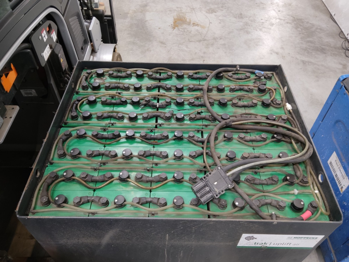 Still RX60-30L/600 - Sähkötrukki: kuva Still RX60-30L/600 - Sähkötrukki Still RX60-30L/600 - Sähkötrukki: kuva Still RX60-30L/600 - Sähkötrukki